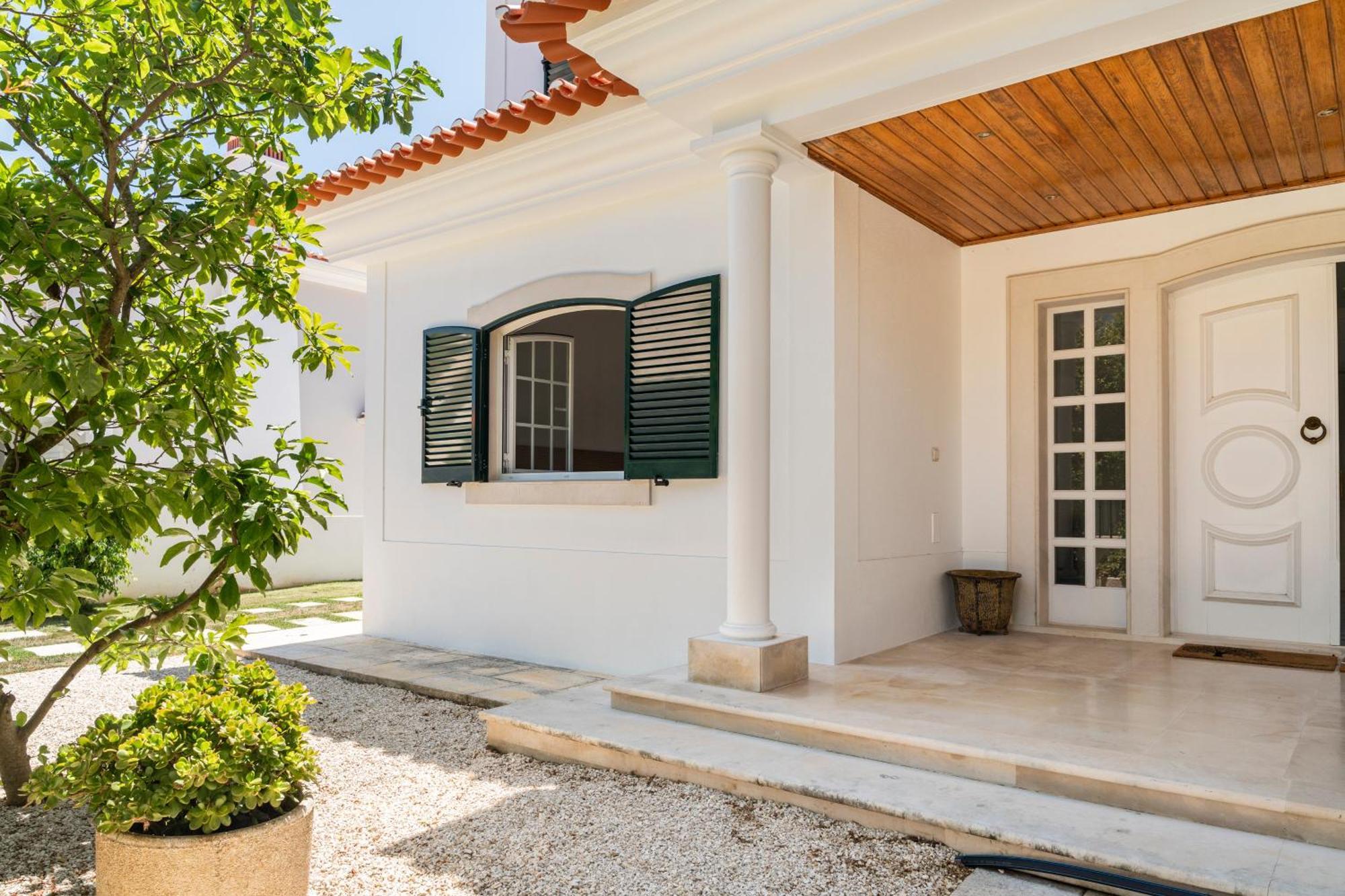 Privee Bed & Breakfast